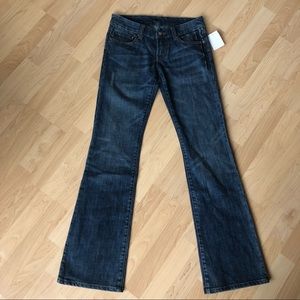 Low rise wide leg jeans